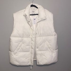 Abercrombie puffer vest